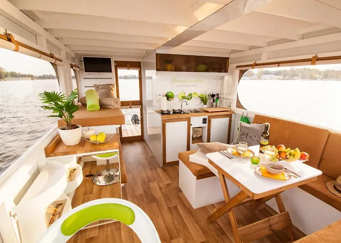 Botel Lisa Boot 6 Priepert